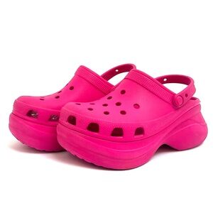 CROCS CLASSIC BAE PLATFORM CLOG
Size 8 Women’s
Candy Pink